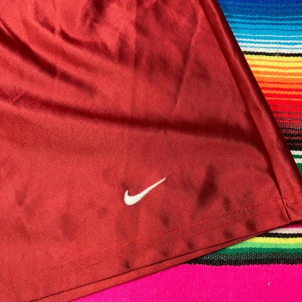 VTG Nike White Tag Basketball Shorts Mens M Red Dazzle Shiny Silky Soft Canada # - Picture 3 of 7